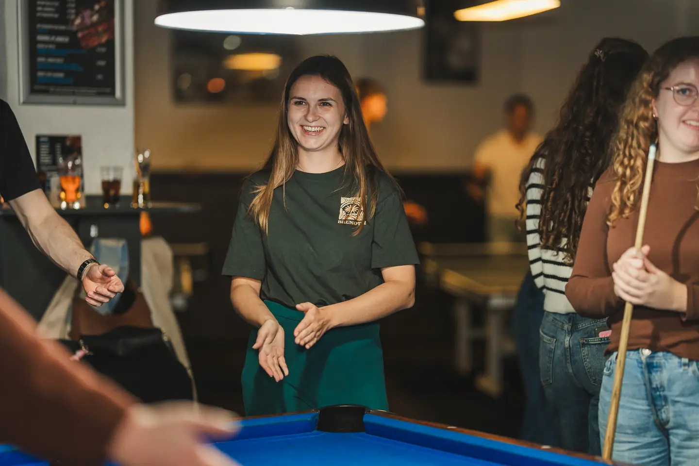Fotograaf Arnhem – informele sfeer bij pooltafel